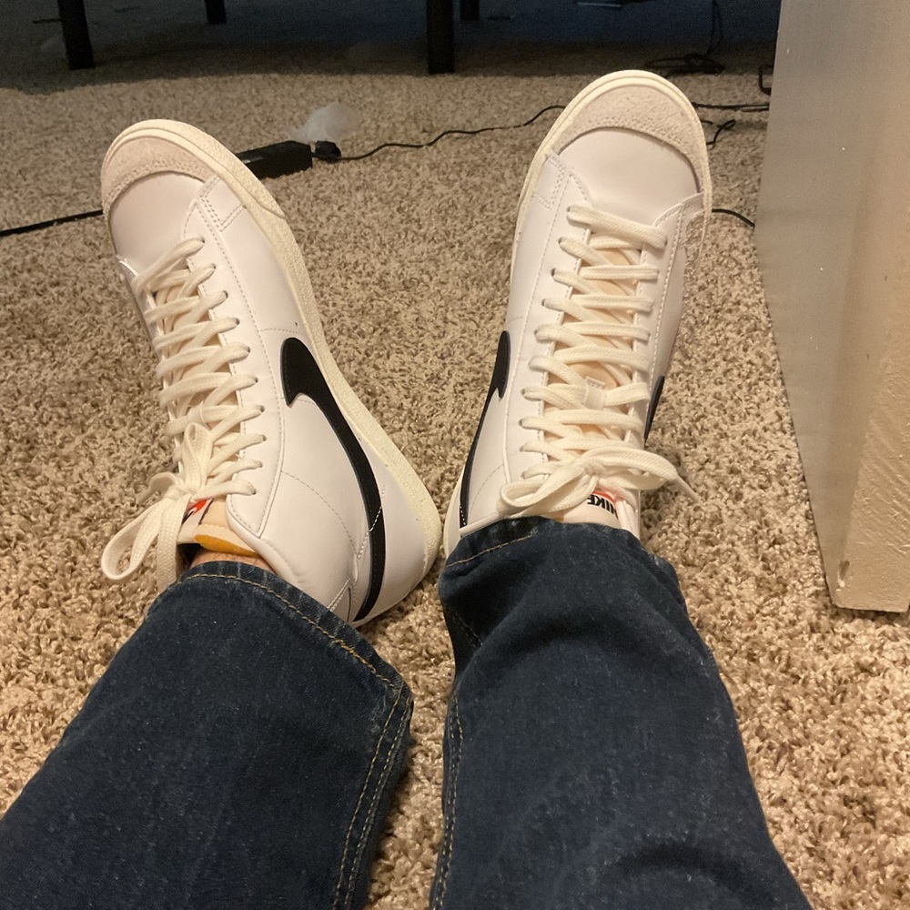 Meet your Posher, Christopher